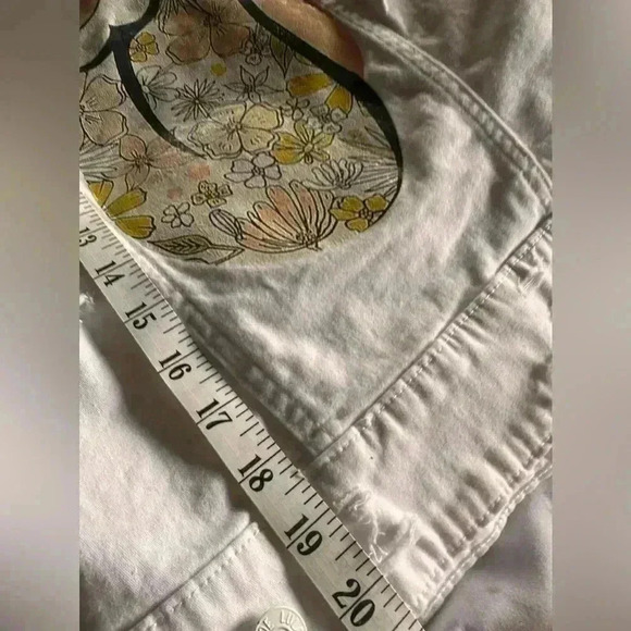 Lularoe custom medium white distressed Kenny denim trucker jacket floral Lips - Picture 8 of 10